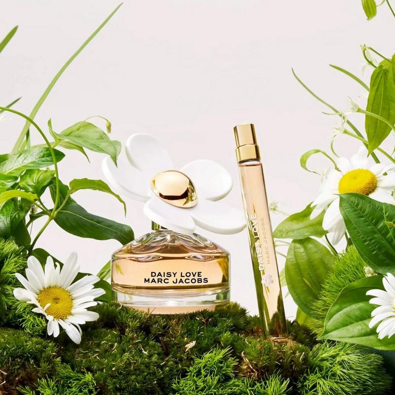 daisy love marc jacob